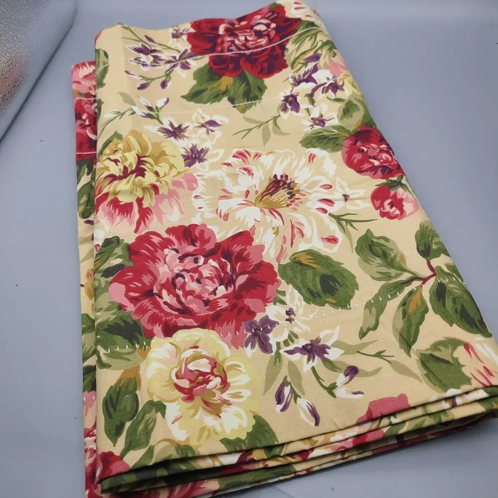Vintage new Ralph Lauren Constance Valance cream Roses Cotton-Lined